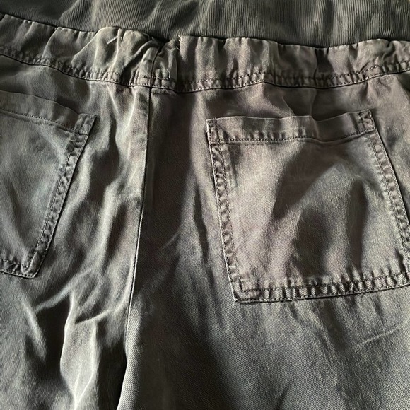 Young Fabulous & Broke High Waist Cargo Jogger Pants NWT Size Large - Picture 4 of 5